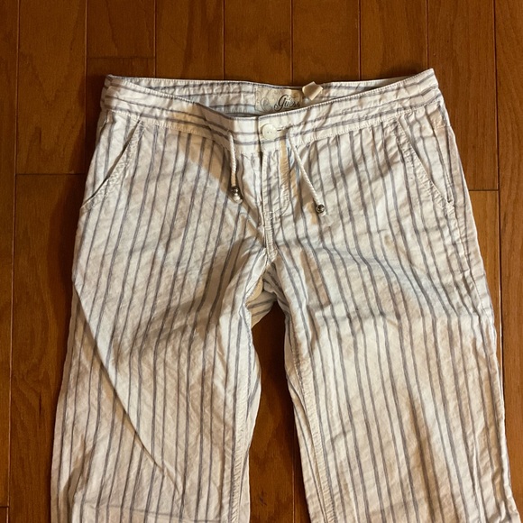 Guess Cool Light Cotton & Linen Black Striped Floral Bead & String Pull Pants! - Picture 2 of 7